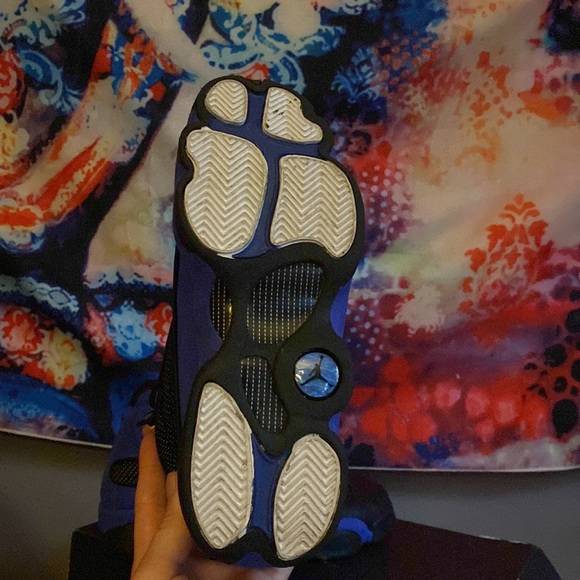 Jordan’s 13 Black Hyper Royal size 6.5Y - Picture 4 of 7